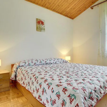 Holiday home Holiday Casa Vezzie Pula