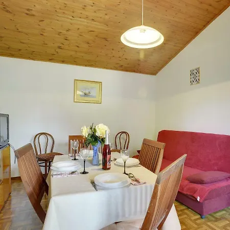 Holiday Casa Vezzie * Pula